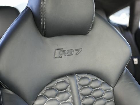 Used 2017 Audi RS 7 Prestige image 31