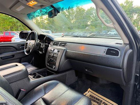 Used 2014 Chevrolet Silverado 2500 LTZ w/ LTZ Plus Package AWD/4WD image 17