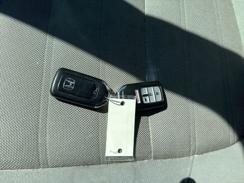 Used 2017 Honda CR-V EX image 21
