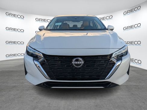 New 2025 Nissan Sentra SV w/ SV Premium Package FWD image 2