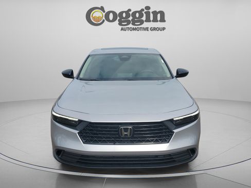 New 2025 Honda Accord SE image 6