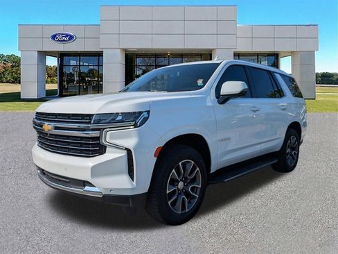 Used 2021 Chevrolet Tahoe LT w/ LT Signature Package RWD image 4
