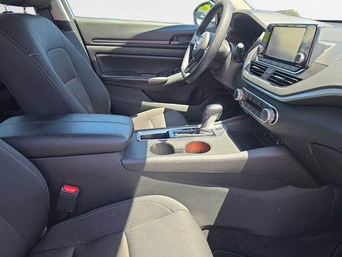Used 2023 Nissan Altima 2.5 S FWD image 24