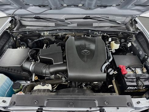 Used 2021 Toyota Tacoma SR5 image 27