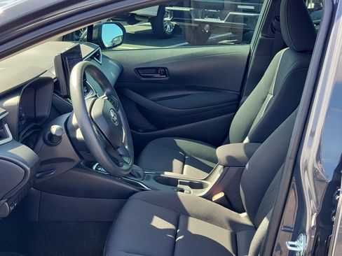 Certified 2025 Toyota Corolla LE FWD image 21