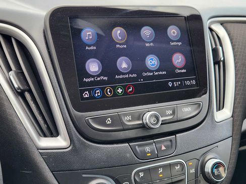 Used 2022 Chevrolet Malibu LT image 17