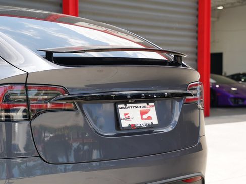 Used 2023 Tesla Model X AWD/4WD image 11