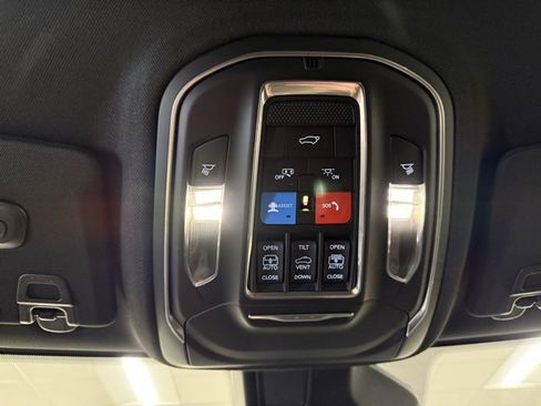 New 2025 Jeep Grand Cherokee L Limited image 20