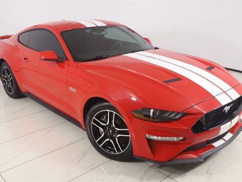 Used 2019 Ford Mustang GT RWD image 18