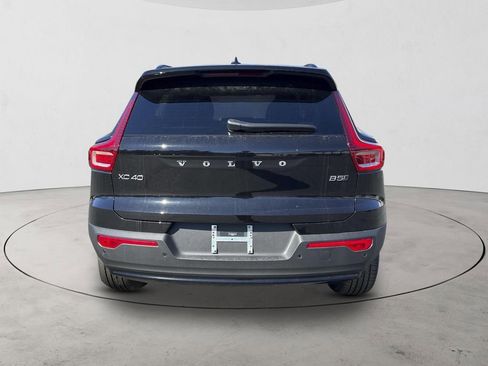 New 2026 Volvo XC40 B5 Plus w/ Protection Package Premier AWD/4WD image 4