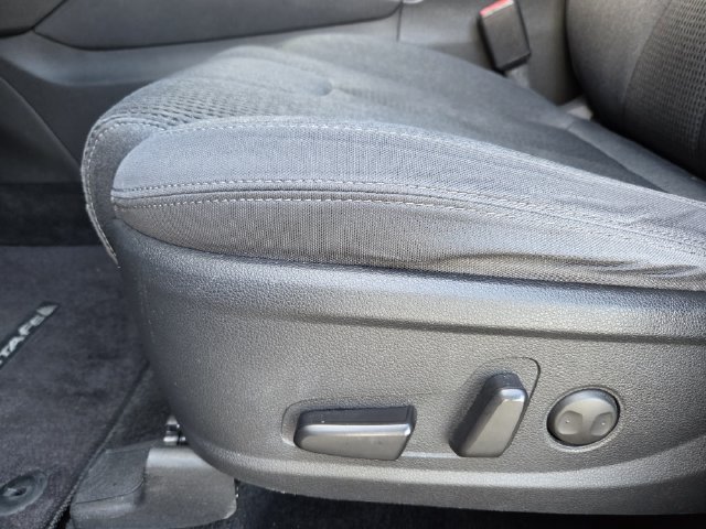 Used 2019 Hyundai Santa Fe SEL FWD image 28