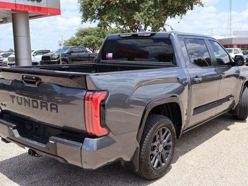 Used 2024 Toyota Tundra Platinum AWD/4WD image 3