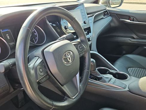 Used 2023 Toyota Camry SE w/ Convenience Package FWD image 10