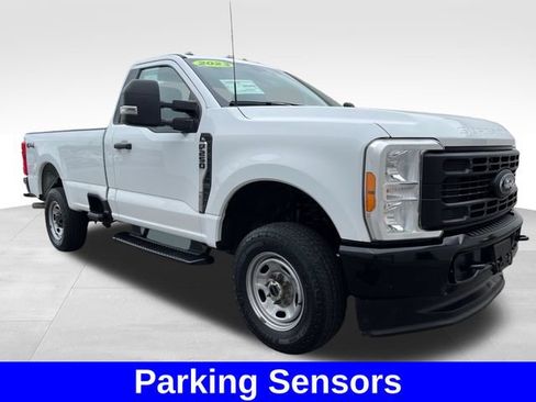 Used 2023 Ford F250 XL w/ Snow Plow/Camper Package AWD/4WD image 4