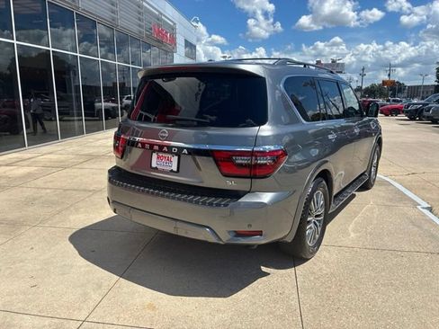Used 2021 Nissan Armada SL w/ Captain's Chairs Package RWD image 7