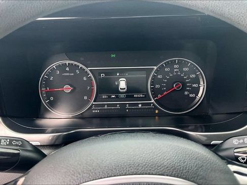 Used 2023 Kia Sorento LX FWD image 18