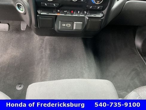 Used 2021 Chevrolet Silverado 1500 RST AWD/4WD image 35