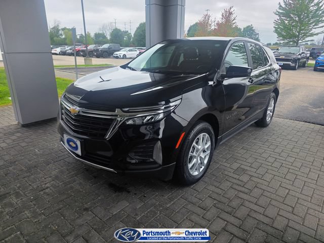 Used 2024 Chevrolet Equinox LT AWD/4WD image 1
