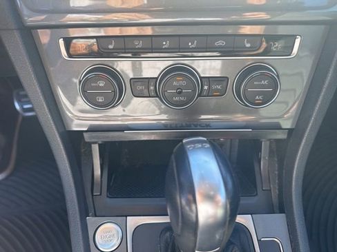Used 2017 Volkswagen Golf Alltrack SEL image 16