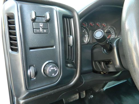 Used 2019 Chevrolet Silverado 2500 W/T w/ WT Convenience Package RWD image 17