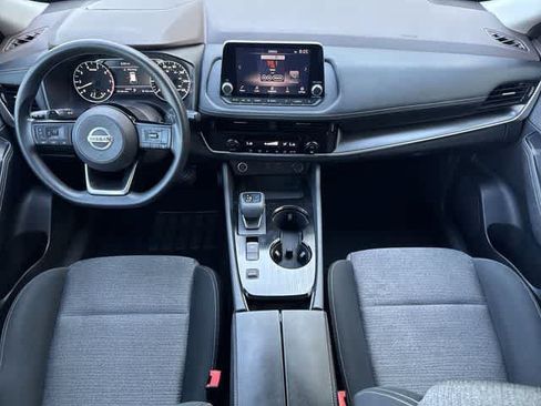 Used 2021 Nissan Rogue SV FWD image 13