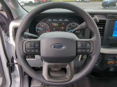 New 2024 Ford F550 4x4 Regular Cab Super Duty image 13