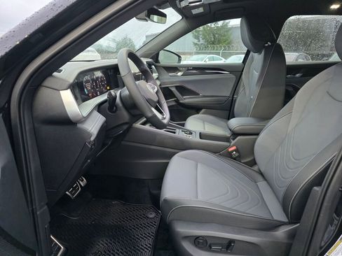 New 2026 Volkswagen Tiguan SE R-Line image 18