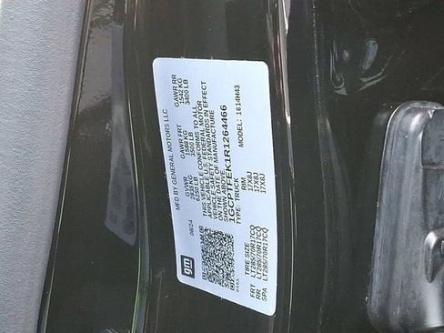 Used 2024 Chevrolet Colorado ZR2 w/ ZR2 Convenience Package III image 32