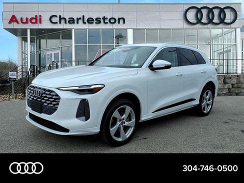 Certified 2025 Audi Q5 Premium w/ Premium Plus AWD/4WD image 7