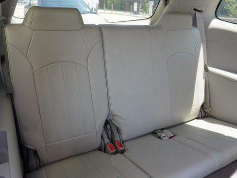 Used 2015 Buick Enclave Premium w/ Experience Buick Package FWD image 13