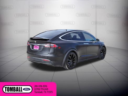 Used 2018 Tesla Model X AWD/4WD image 7
