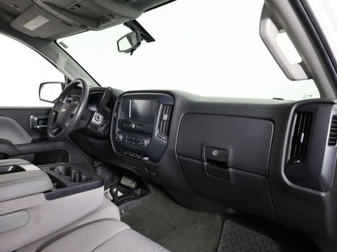 Used 2018 Chevrolet Silverado 1500 Custom image 23