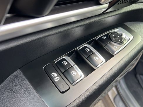 Used 2023 Kia Telluride S w/ S Sunroof Package image 11