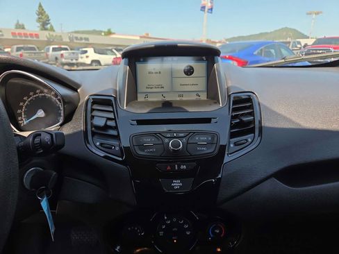 Used 2019 Ford Fiesta SE w/ Equipment Group 201A FWD image 24
