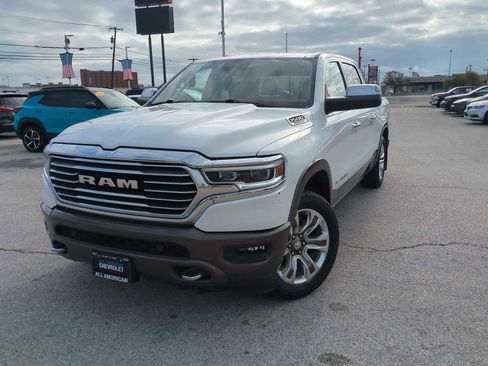 Used 2019 RAM 1500 Limited image 1
