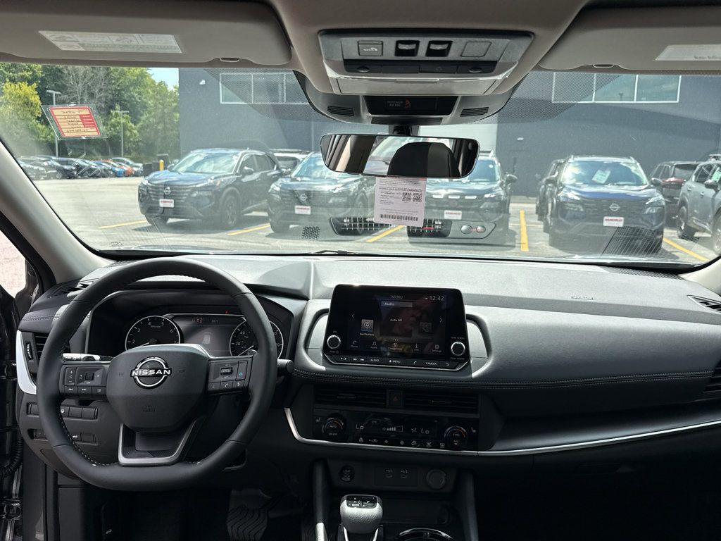 New 2026 Nissan Rogue Dark Armor AWD/4WD image 28
