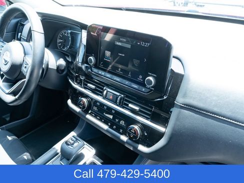 Used 2025 Nissan Pathfinder SV FWD image 42