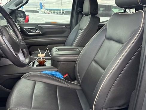 Used 2022 GMC Yukon SLT image 12