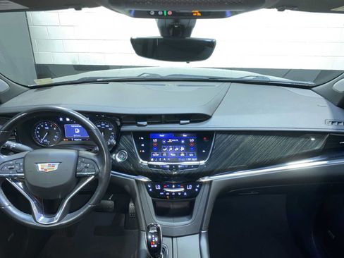 Used 2020 Cadillac XT6 Premium Luxury AWD/4WD image 10