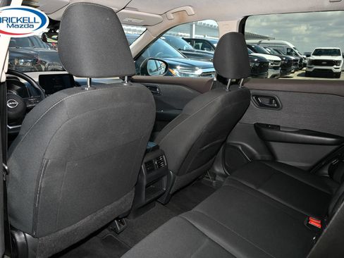 Used 2023 Nissan Rogue S FWD image 18