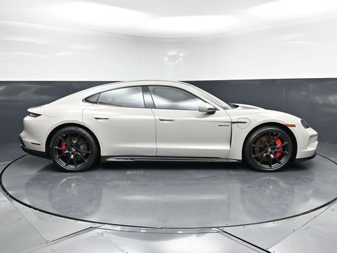 New 2026 Porsche Taycan GTS image 10