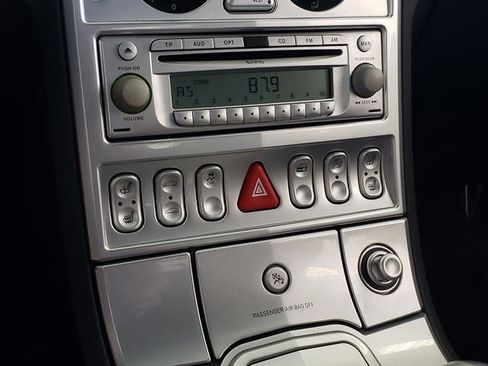 Used 2005 Chrysler Crossfire Limited RWD image 18