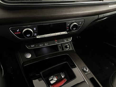 Used 2023 Audi Q5 2.0T Premium Plus w/ Premium Plus Package image 18