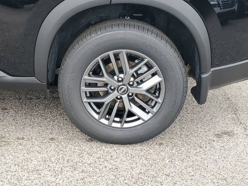 New 2026 Nissan Rogue S image 3