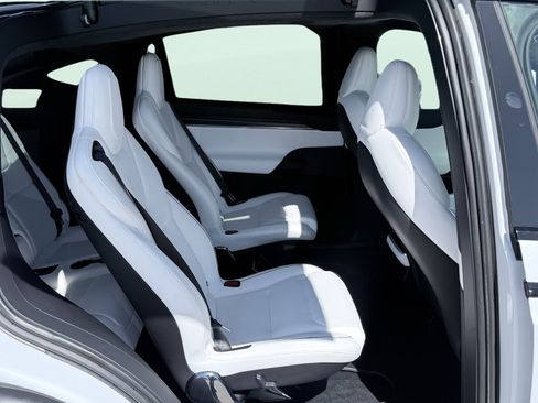 Used 2023 Tesla Model X Plaid image 44