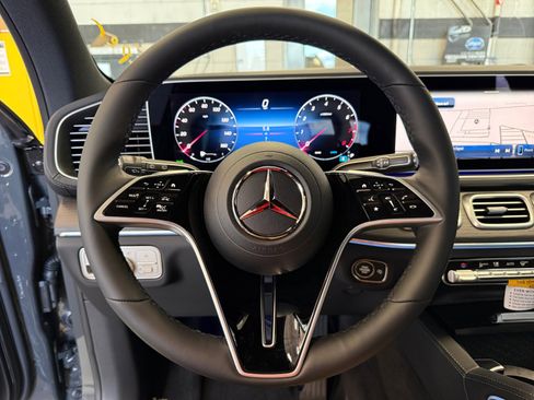 New 2026 Mercedes-Benz GLE 350 4MATIC image 9