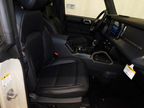 New 2025 Ford Bronco Badlands image 20