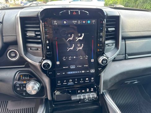 Used 2023 RAM 1500 Laramie AWD/4WD image 28