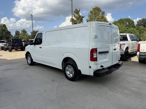 Used 2018 Nissan NV 1500 SV RWD image 4