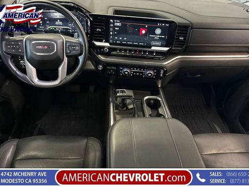 Used 2023 GMC Sierra 1500 SLT w/ SLT Premium Plus Package AWD/4WD image 17